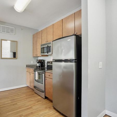 Close To It All In West Campus 2Br W Free Parking Apartment Austin Exterior photo